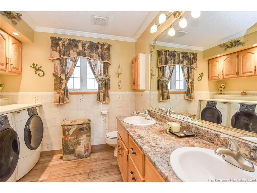 









2449


160

RTE,
Saint-Sauveur,




NB
E8L 1R7

