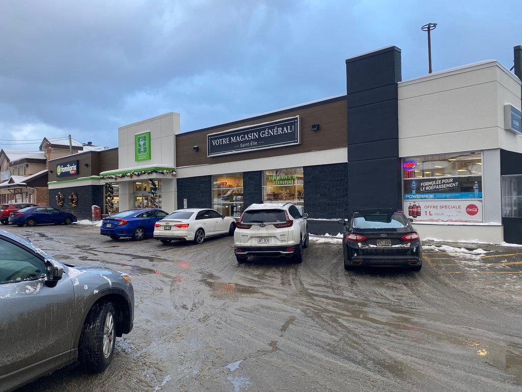 









6065


Ch. de St-Élie

,
Sherbrooke (Brompton/Rock Forest/Saint-Élie/Deauville),




QC
J1R0P5

