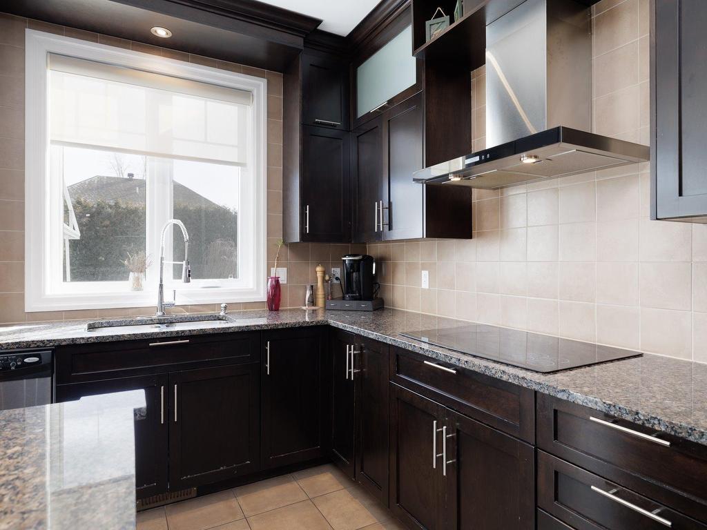 









35


Rue Gabrielle-Roy

,
Notre-Dame-de-l'Île-Perrot,




QC
J7V0P6

