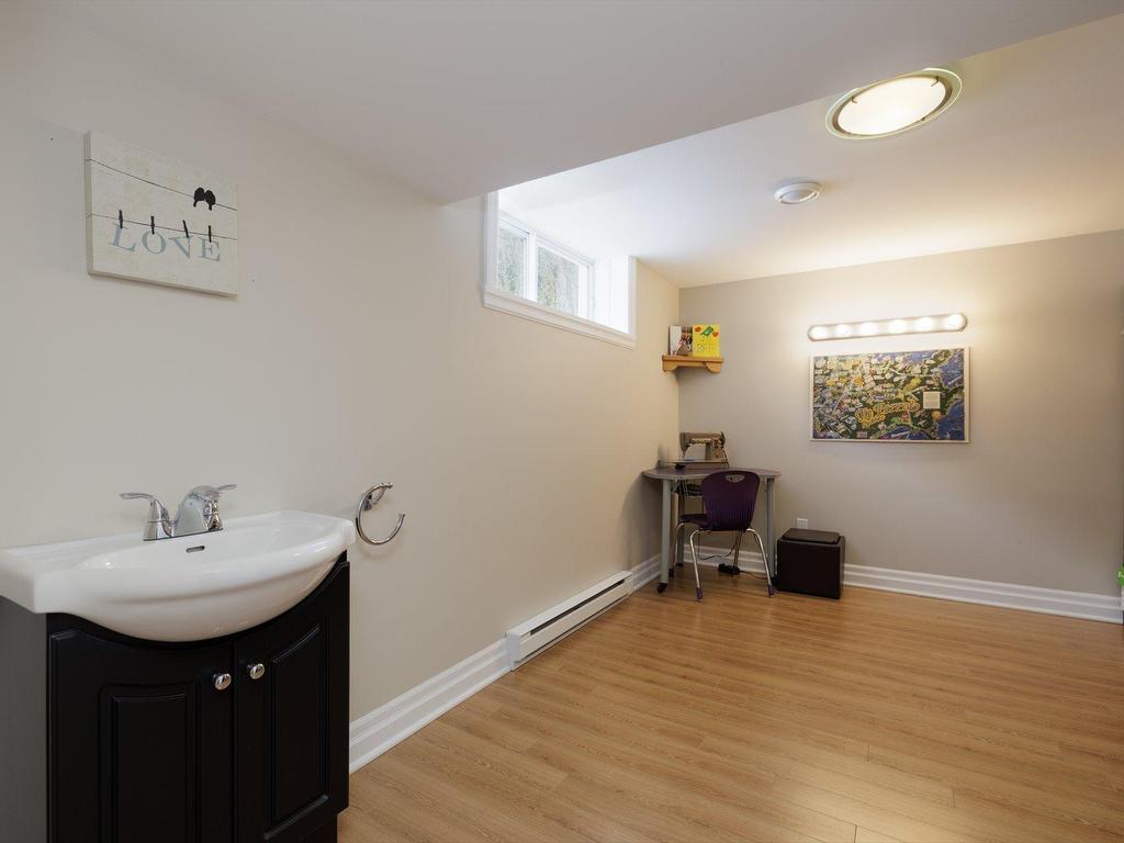 









35


Rue Gabrielle-Roy

,
Notre-Dame-de-l'Île-Perrot,




QC
J7V0P6

