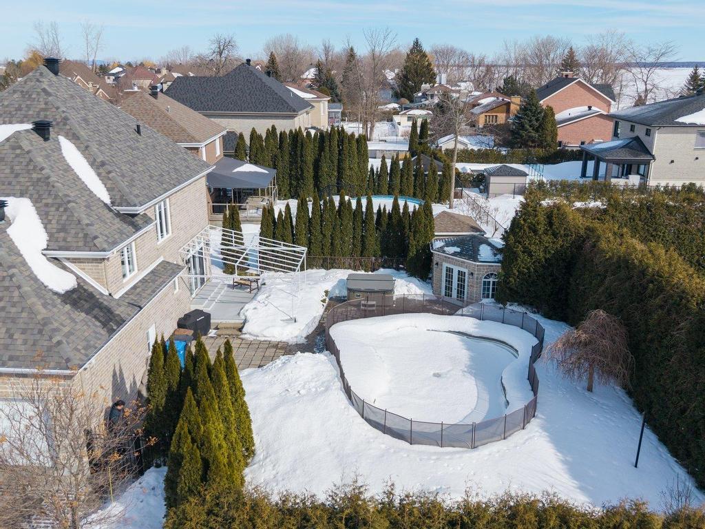 









35


Rue Gabrielle-Roy

,
Notre-Dame-de-l'Île-Perrot,




QC
J7V0P6

