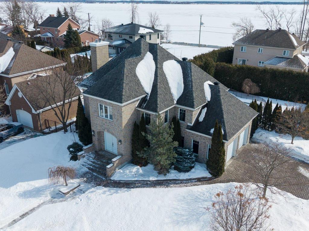 









35


Rue Gabrielle-Roy

,
Notre-Dame-de-l'Île-Perrot,




QC
J7V0P6

