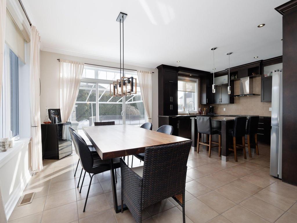 









35


Rue Gabrielle-Roy

,
Notre-Dame-de-l'Île-Perrot,




QC
J7V0P6

