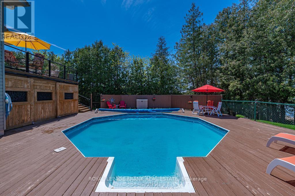 












36 SOUTHSHORE ROAD

,
Kawartha Lakes (Emily),




Ontario
K0L2W0

