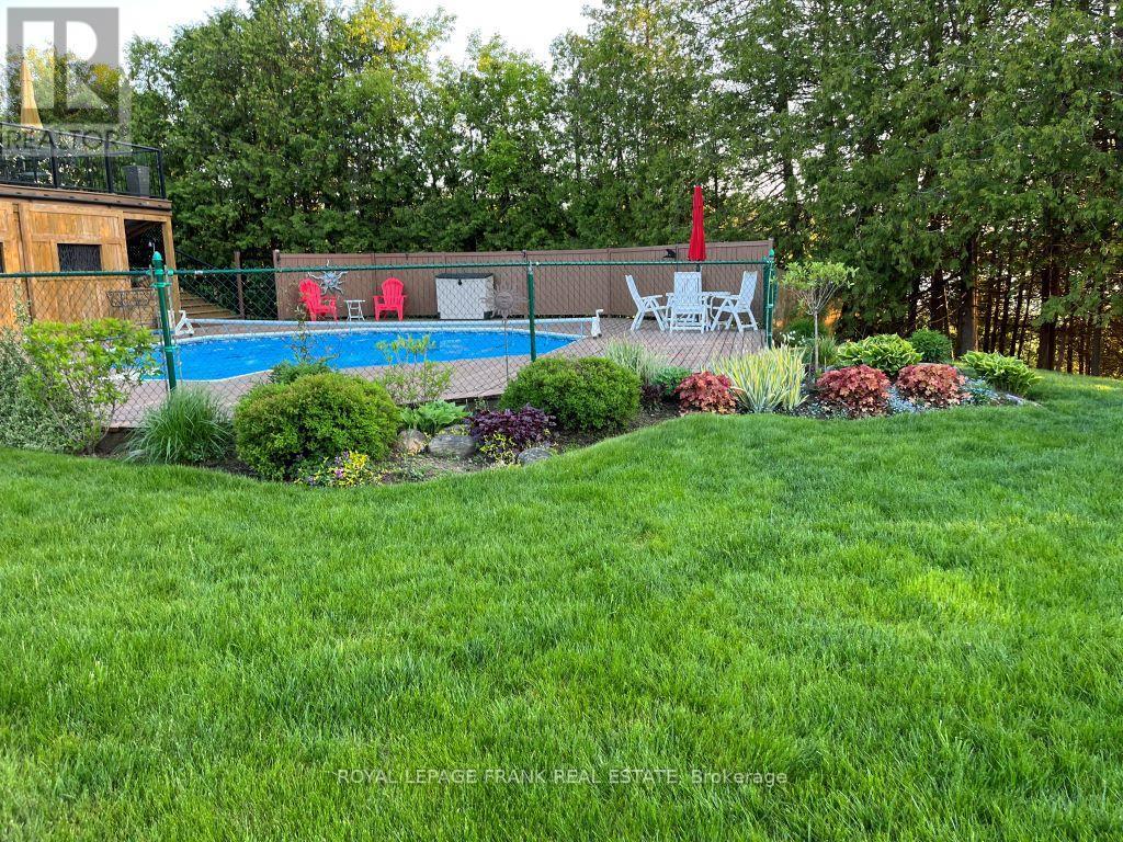 












36 SOUTHSHORE ROAD

,
Kawartha Lakes (Emily),




Ontario
K0L2W0

