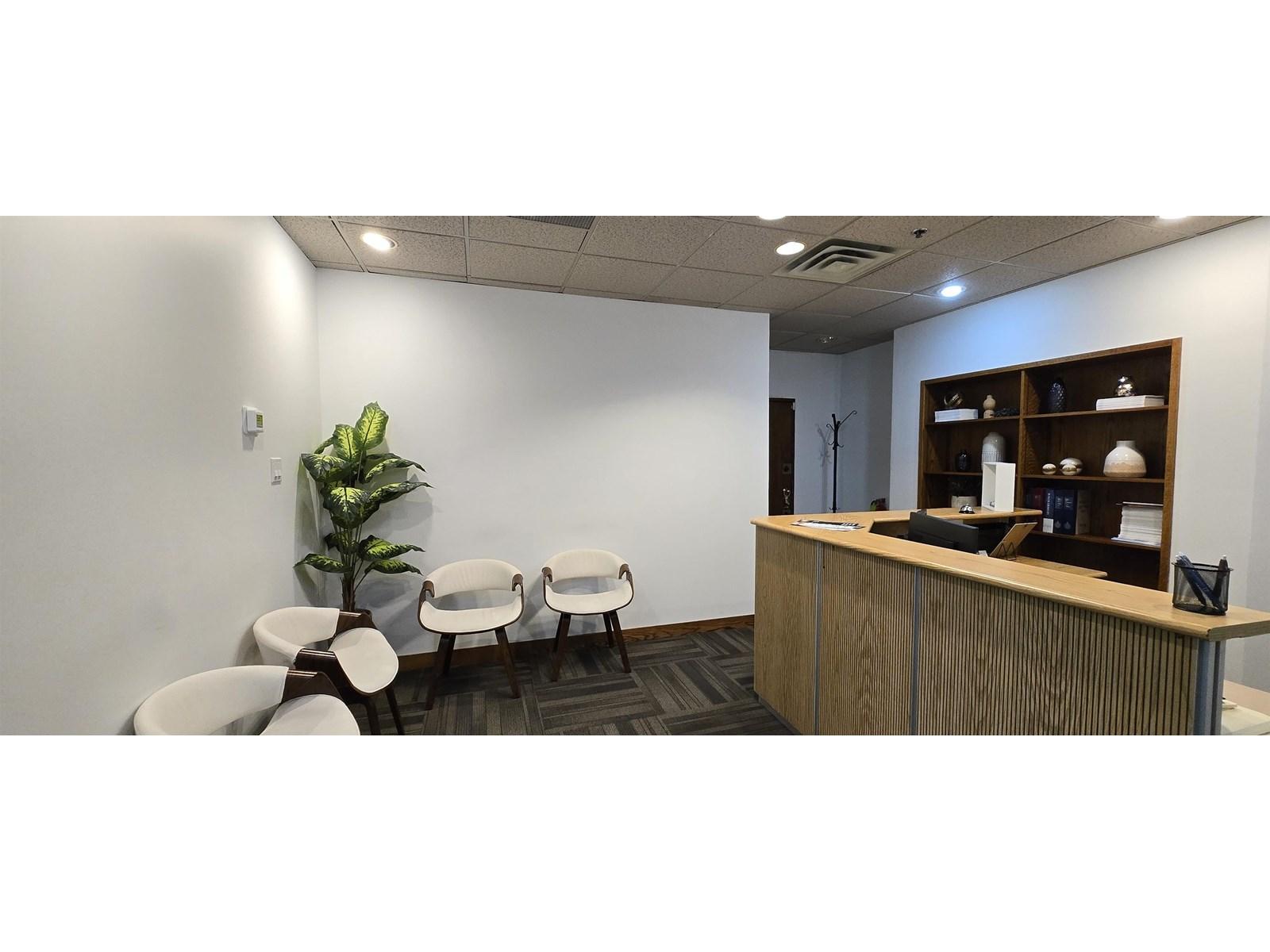 












202 6935 120 STREET

,
Delta,




British Columbia
V4E2A8

