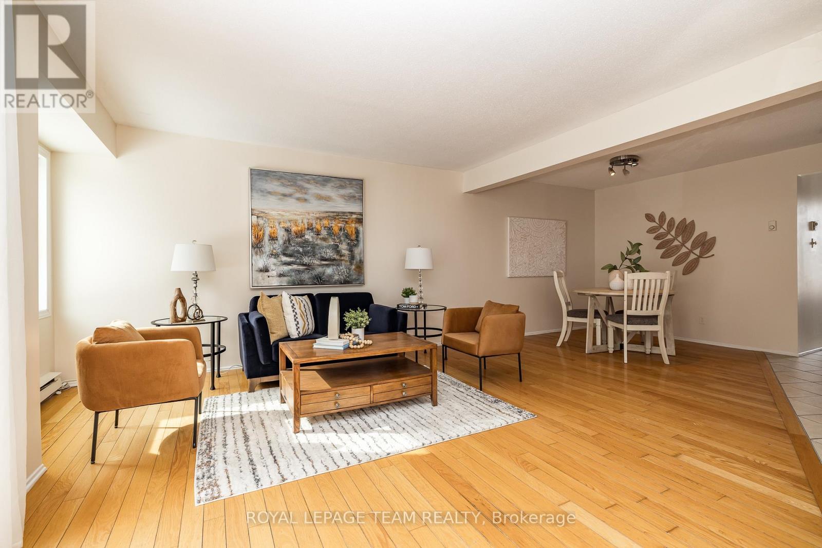 












3 - 1 TIMBERVIEW WAY

,
Ottawa,




Ontario
K2H9M7

