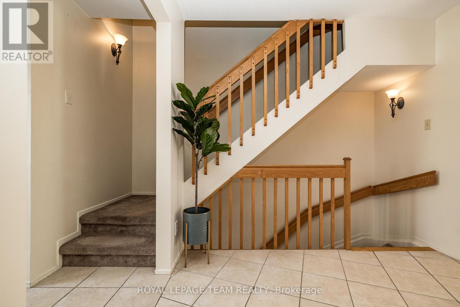 












3 - 1 TIMBERVIEW WAY

,
Ottawa,




Ontario
K2H9M7

