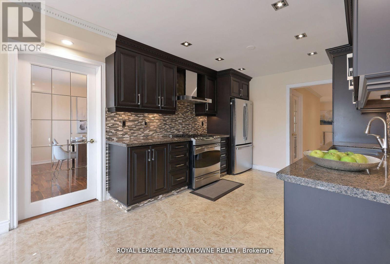 












2857 TERMINI TERRACE

,
Mississauga,




Ontario
L5M5S3

