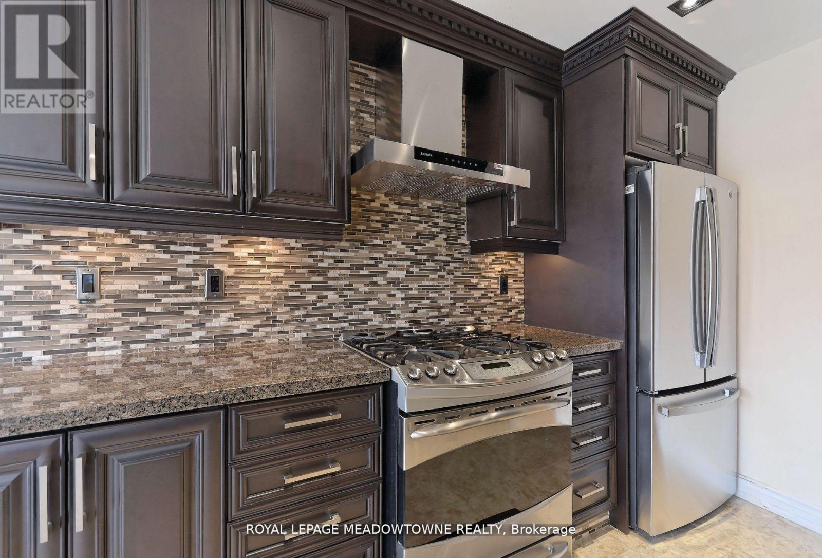 












2857 TERMINI TERRACE

,
Mississauga,




Ontario
L5M5S3

