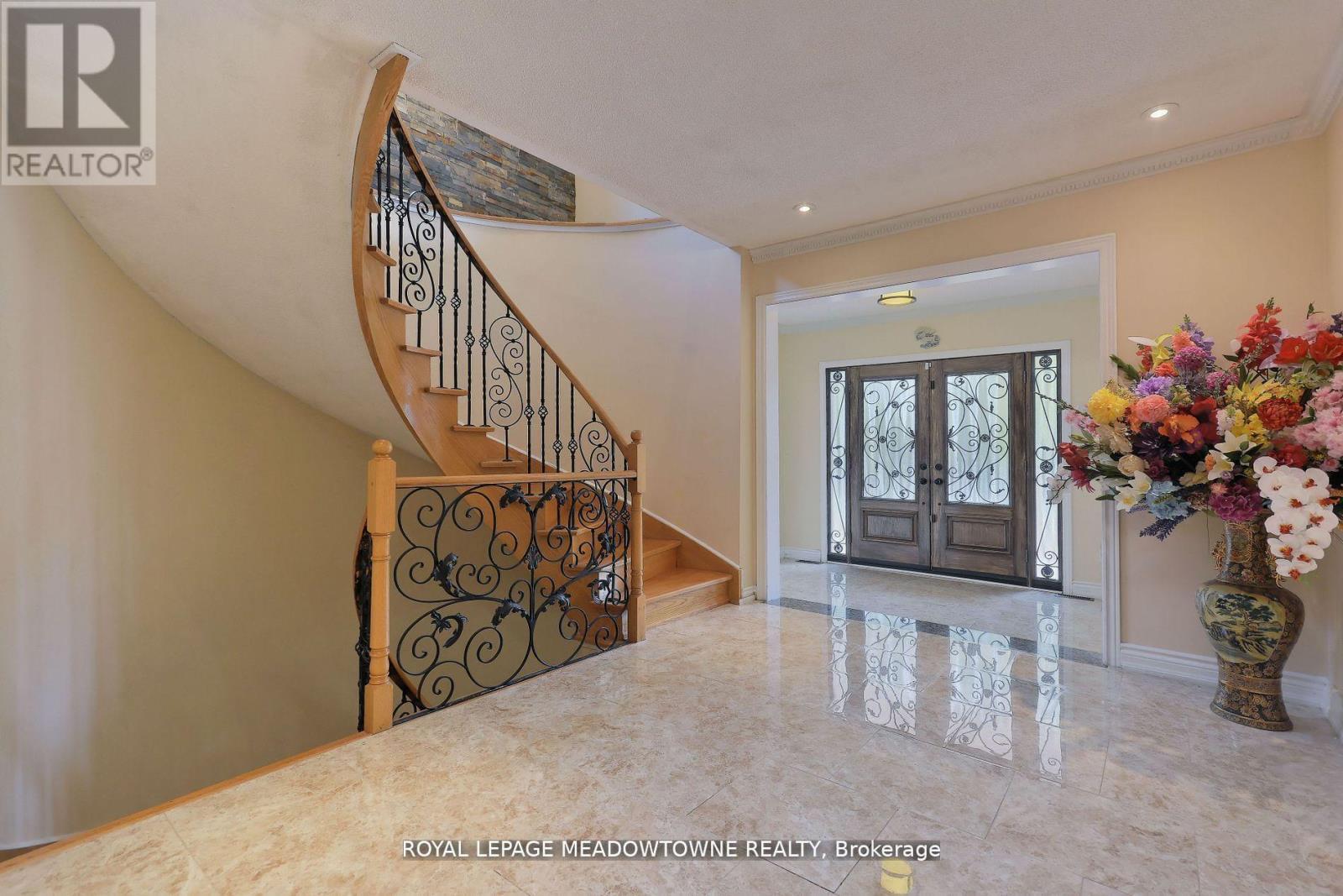 












2857 TERMINI TERRACE

,
Mississauga,




Ontario
L5M5S3

