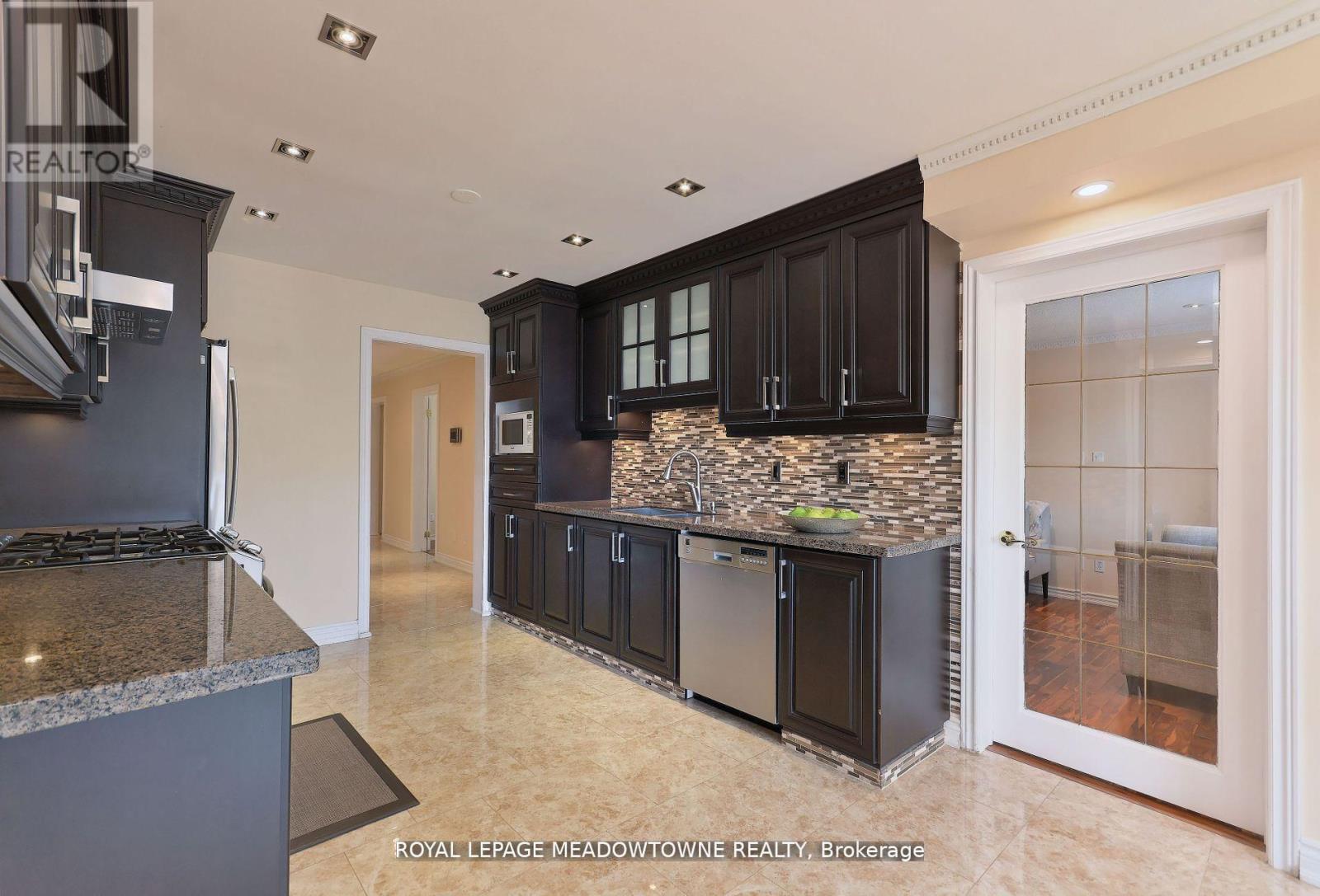 












2857 TERMINI TERRACE

,
Mississauga,




Ontario
L5M5S3

