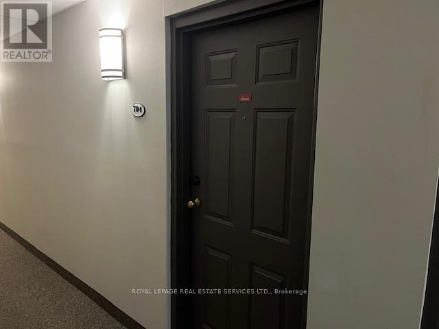 












704 - 75 HUXLEY STREET

,
London South,




Ontario
N6J4W7

