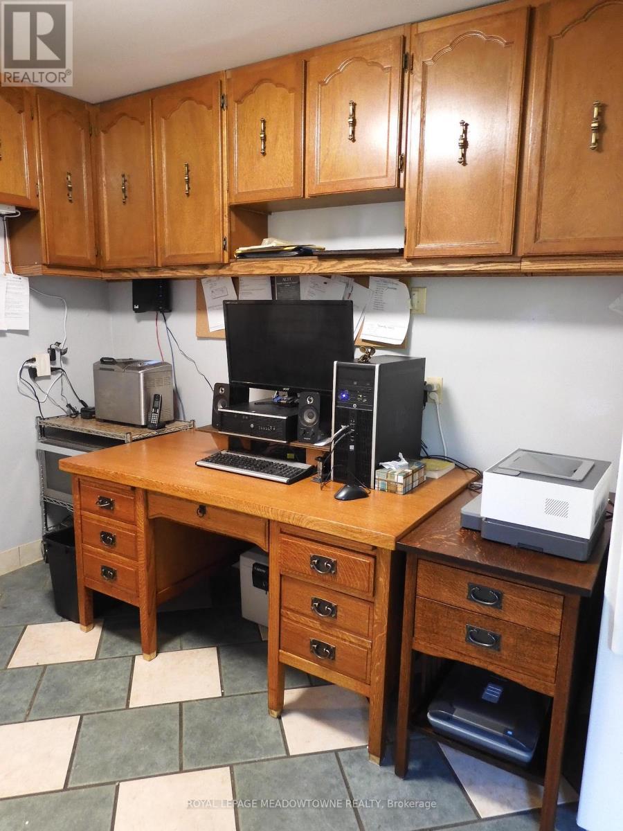 












6824 10TH LINE

,
New Tecumseth,




Ontario
L0G1A0

