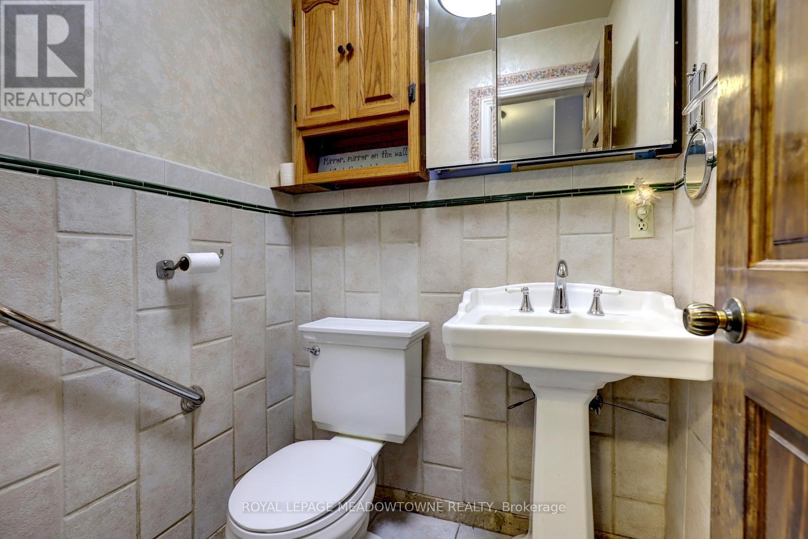 












6824 10TH LINE

,
New Tecumseth,




Ontario
L0G1A0

