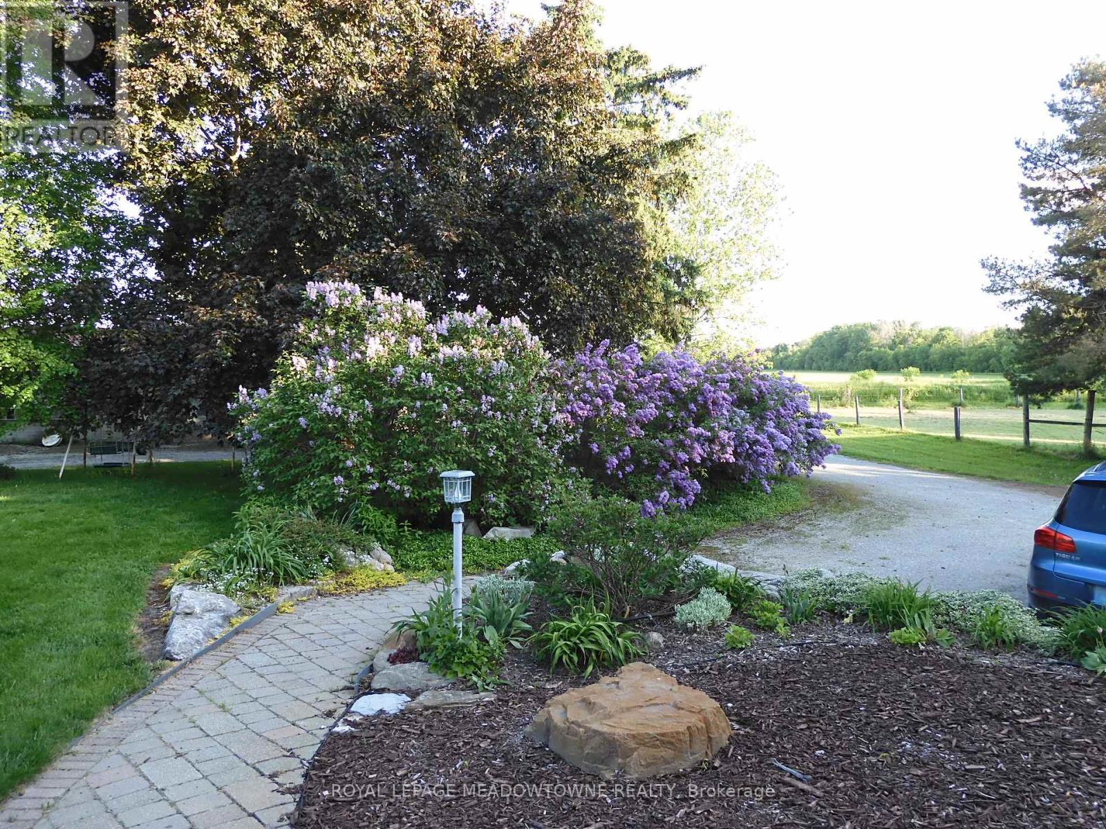 












6824 10TH LINE

,
New Tecumseth,




Ontario
L0G1A0

