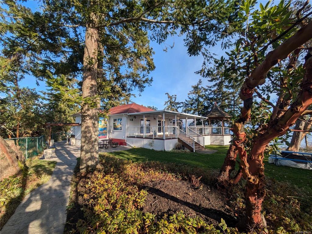 









185


Pirates

Lane,
Protection Island,







BC
V9R 6R1


