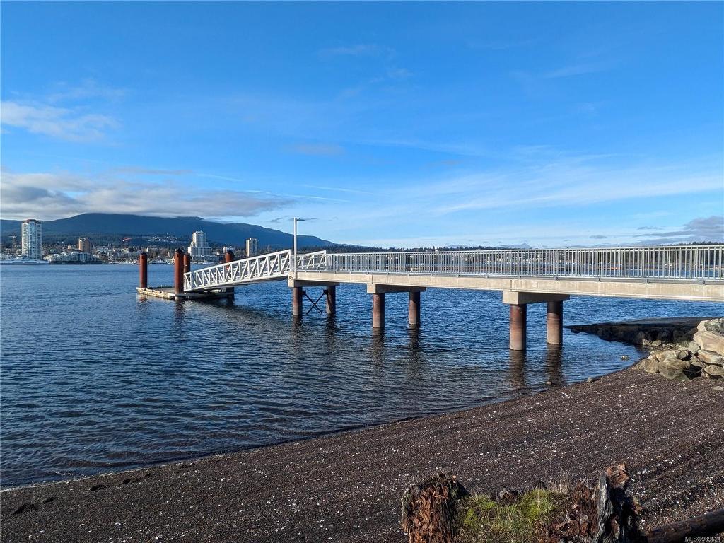 









185


Pirates

Lane,
Protection Island,







BC
V9R 6R1

