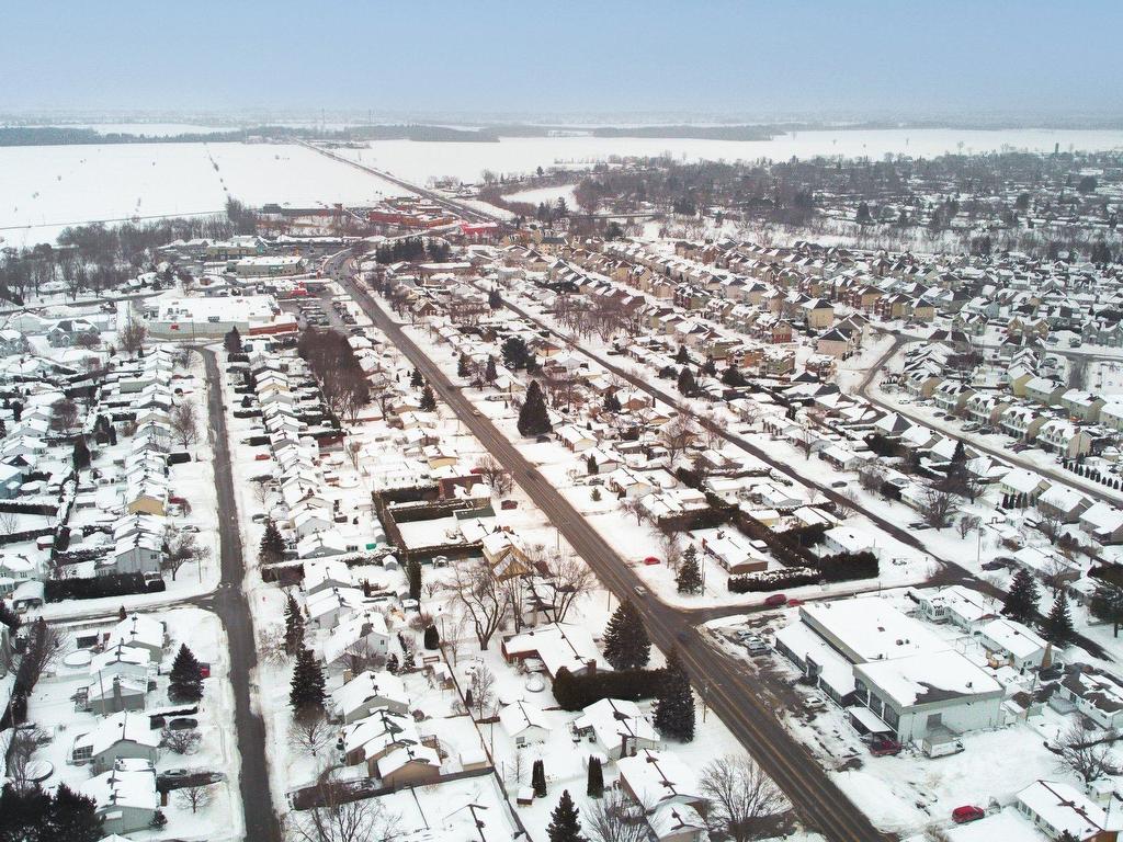 









972


Boul. de l'Ange-Gardien N.

,
L'Assomption,




QC
J5W1P1

