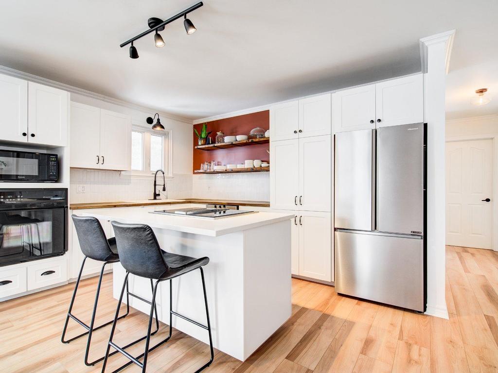 









972


Boul. de l'Ange-Gardien N.

,
L'Assomption,




QC
J5W1P1


