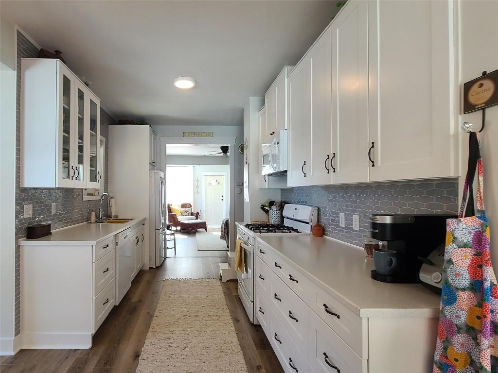 









5706


Butler

Street,
Summerland,




BC
V0H 1Z1

