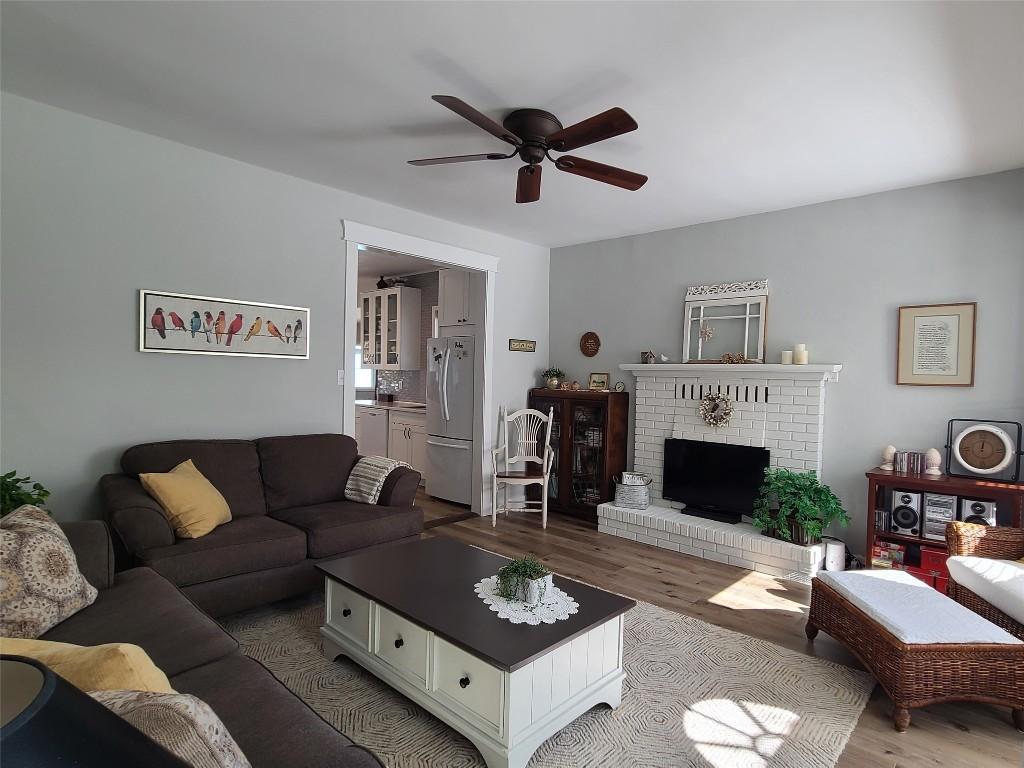 









5706


Butler

Street,
Summerland,




BC
V0H 1Z1


