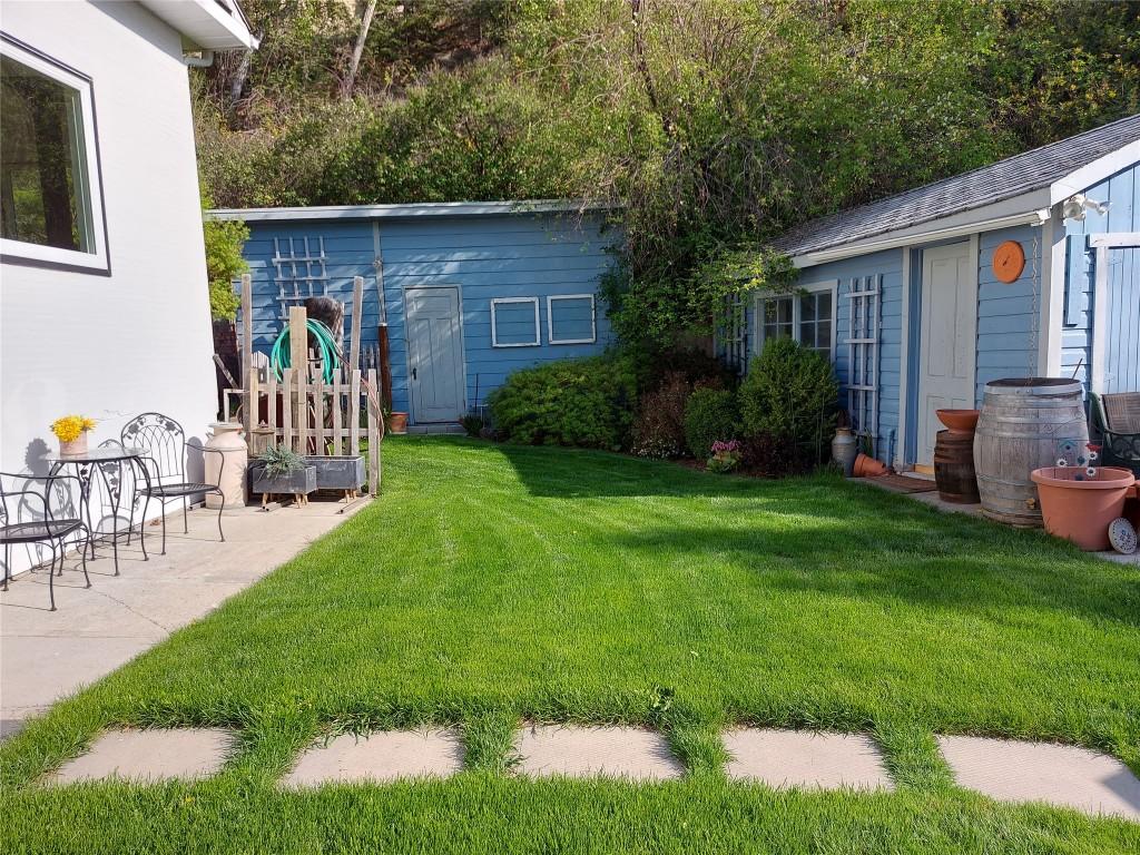 









5706


Butler

Street,
Summerland,




BC
V0H 1Z1

