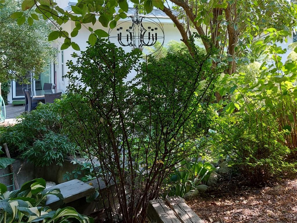 









5706


Butler

Street,
Summerland,




BC
V0H 1Z1

