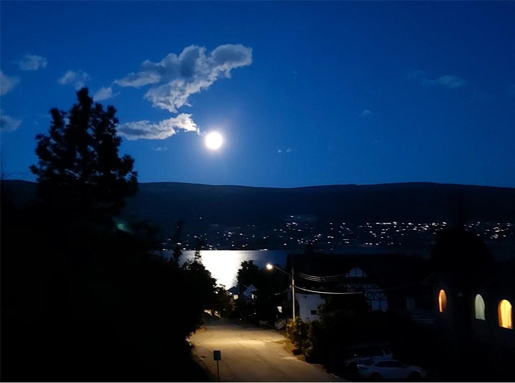 









5706


Butler

Street,
Summerland,




BC
V0H 1Z1

