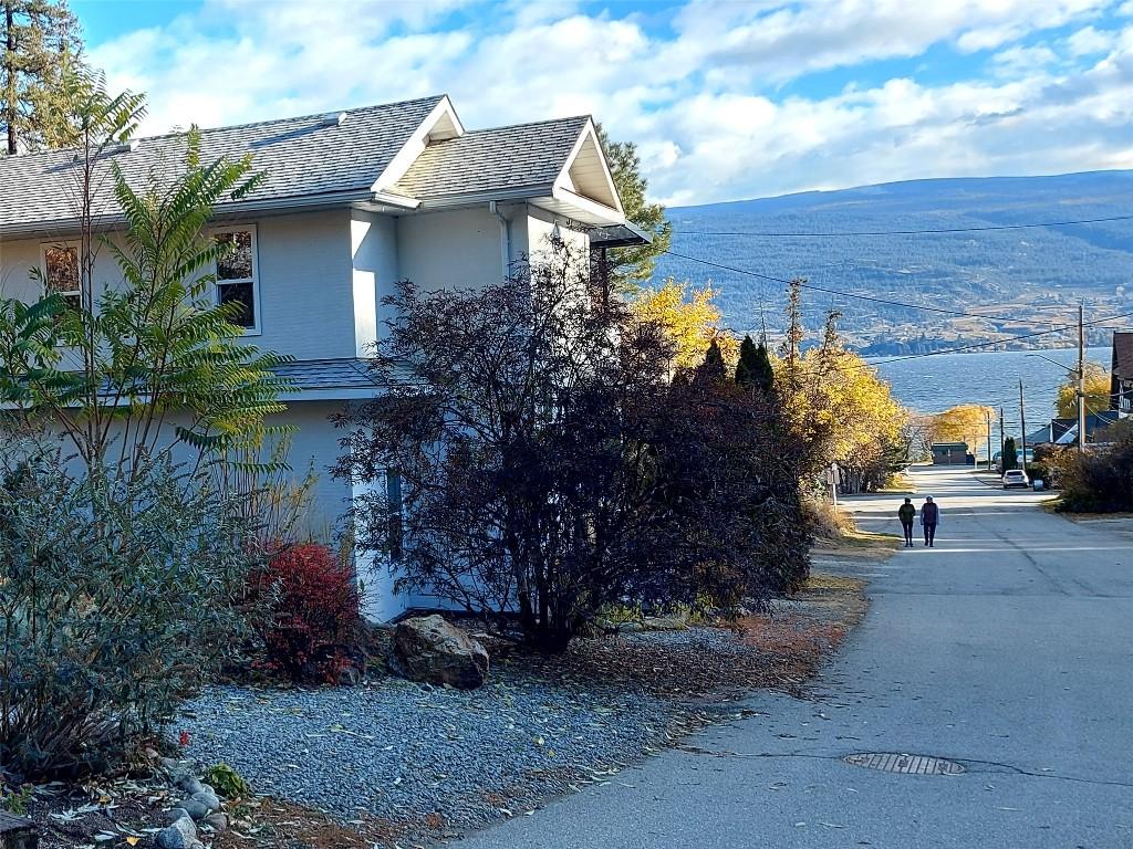 









5706


Butler

Street,
Summerland,




BC
V0H 1Z1

