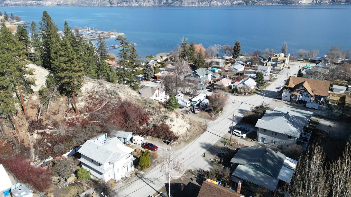 









5706


Butler

Street,
Summerland,




BC
V0H 1Z1

