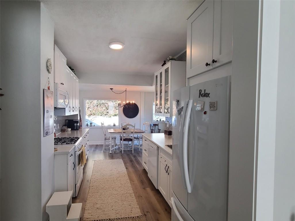 









5706


Butler

Street,
Summerland,




BC
V0H 1Z1

