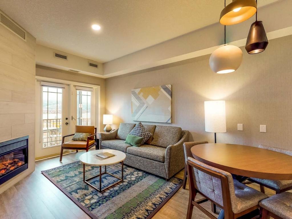 









1200


RANCHER CREEK

Road, 303ABCD,
Osoyoos,




BC
V0H 1V6

