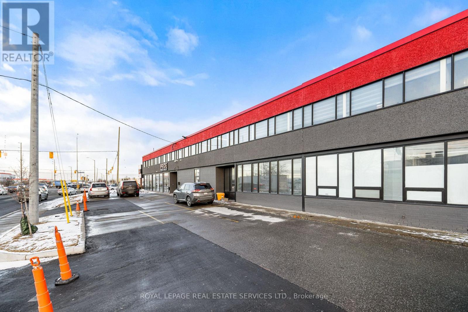 












5850 DIXIE ROAD

,
Mississauga,




Ontario
L4W1E7

