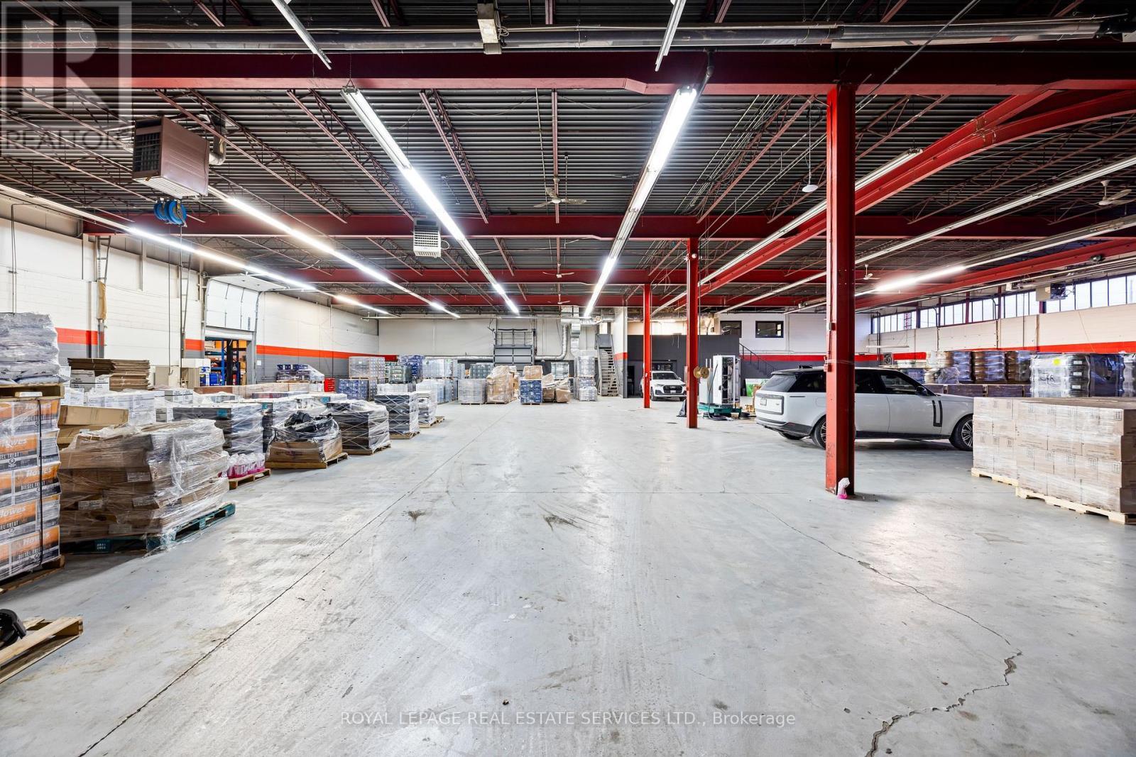 












5850 DIXIE ROAD

,
Mississauga,




Ontario
L4W1E7

