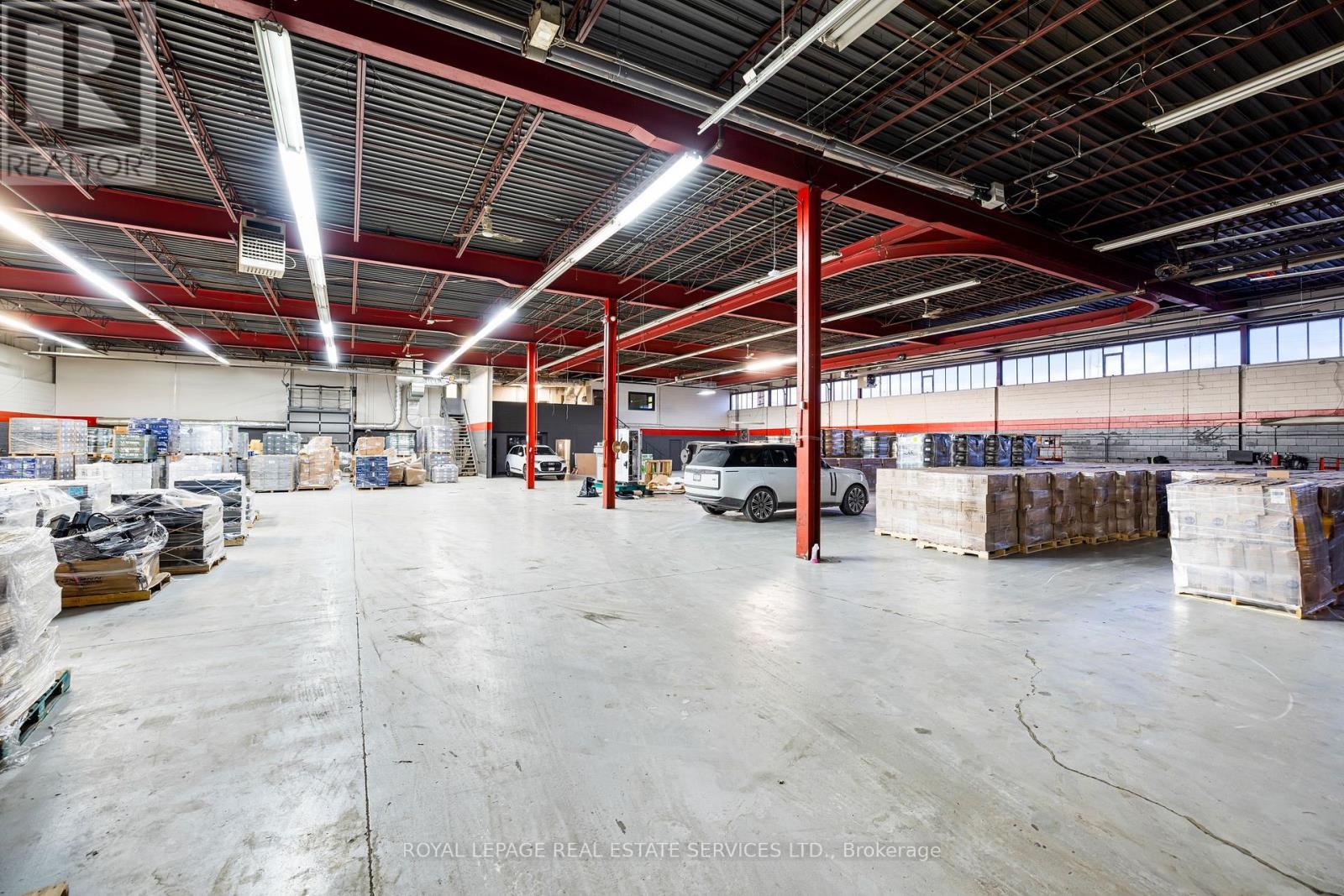 












5850 DIXIE ROAD

,
Mississauga,




Ontario
L4W1E7

