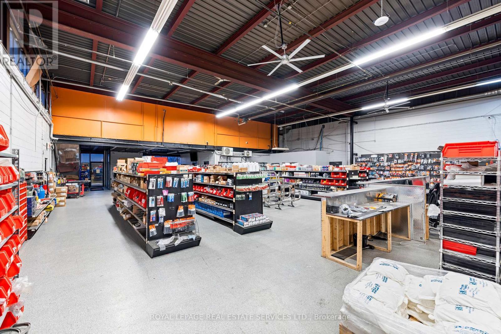 












5850 DIXIE ROAD

,
Mississauga,




Ontario
L4W1E7


