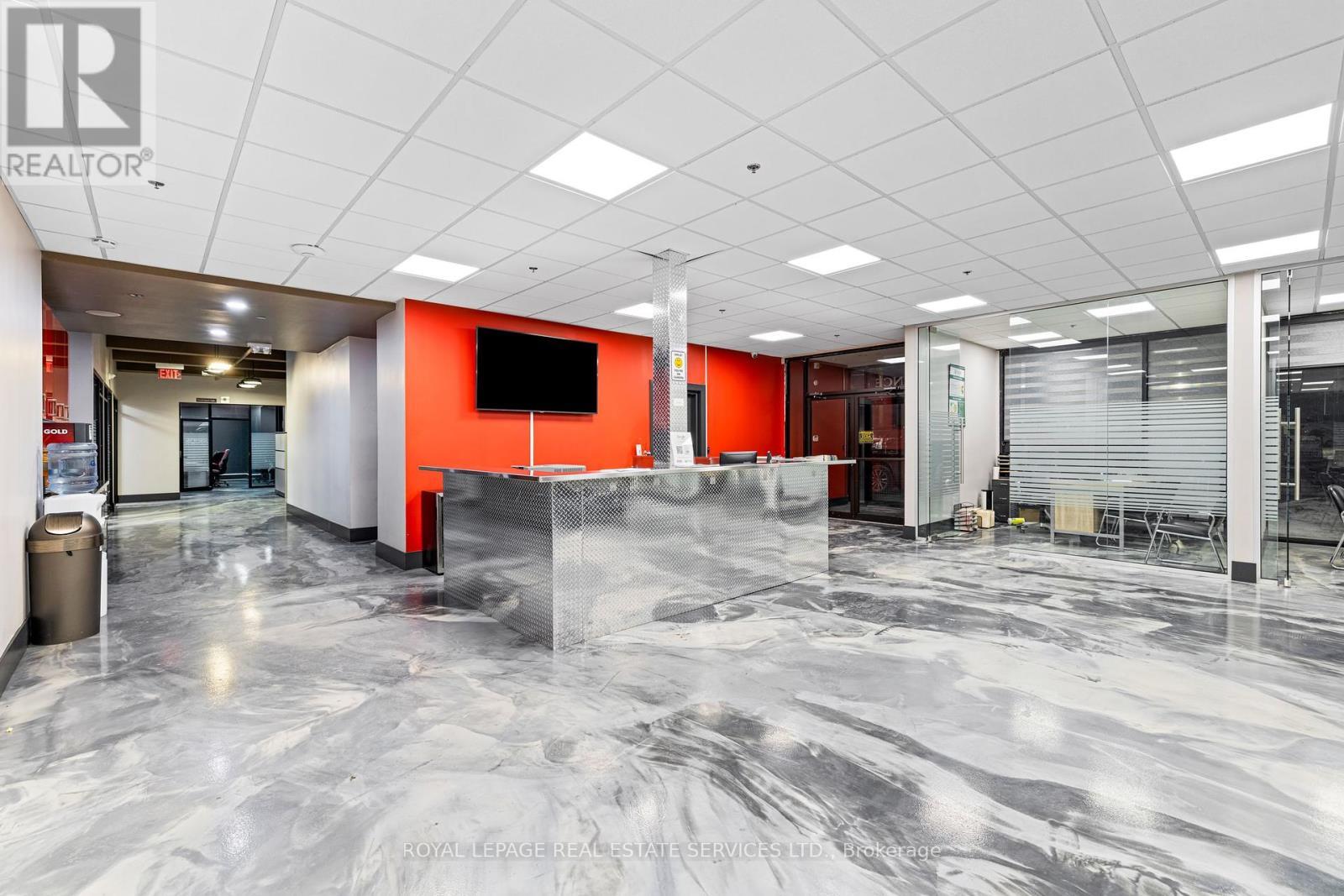 












5850 DIXIE ROAD

,
Mississauga,




Ontario
L4W1E7

