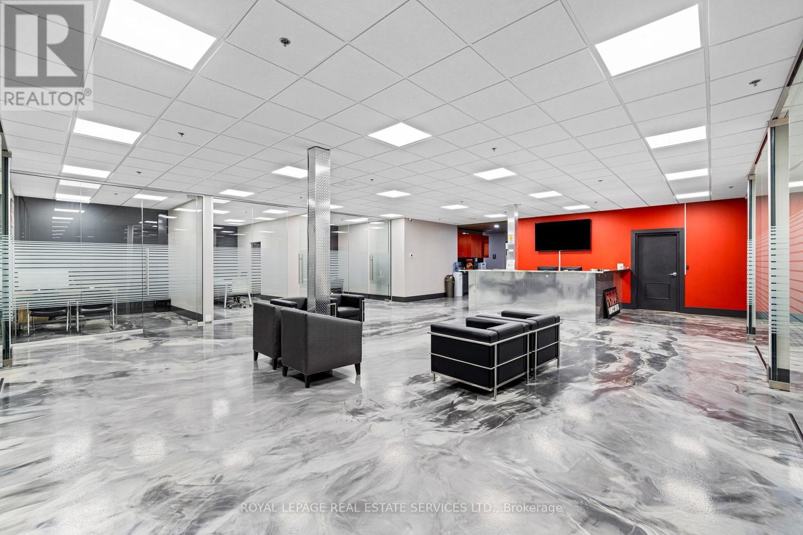 












5850 DIXIE ROAD

,
Mississauga,




Ontario
L4W1E7

