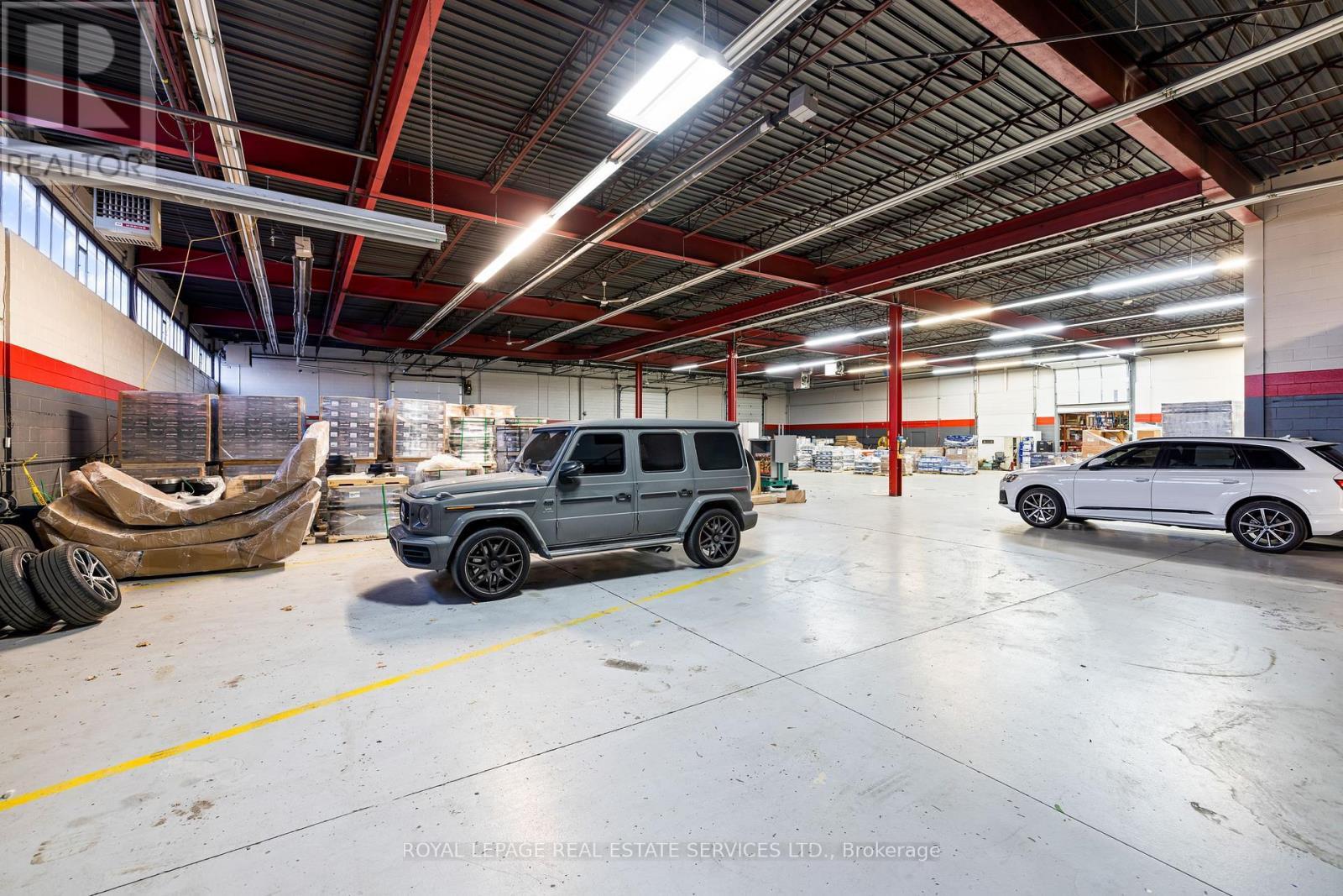 












5850 DIXIE ROAD

,
Mississauga,




Ontario
L4W1E7

