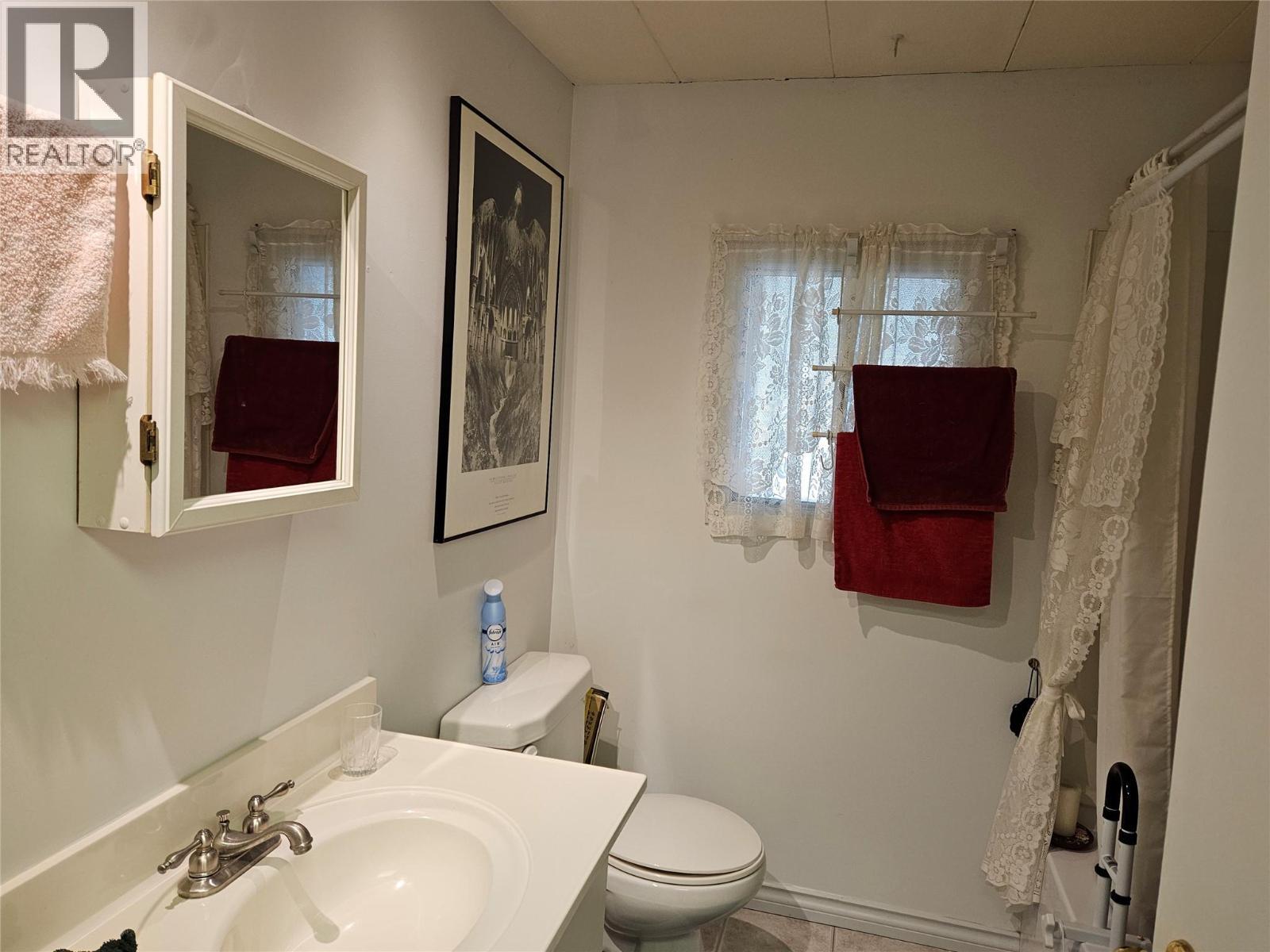 












620 12th Avenue

,
Keremeos,




British Columbia
V0X1N3

