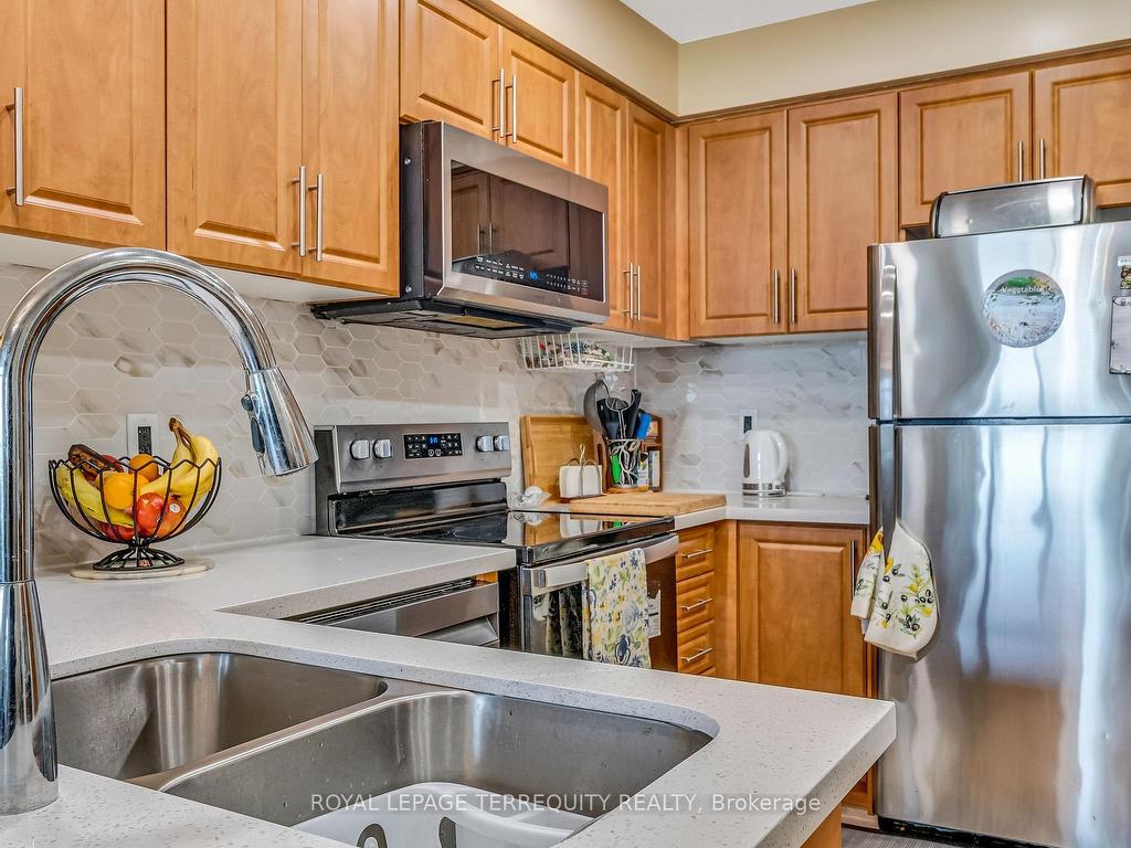 









2464


Weston

Road, 1014,
Toronto,




ON
M9N 0A2

