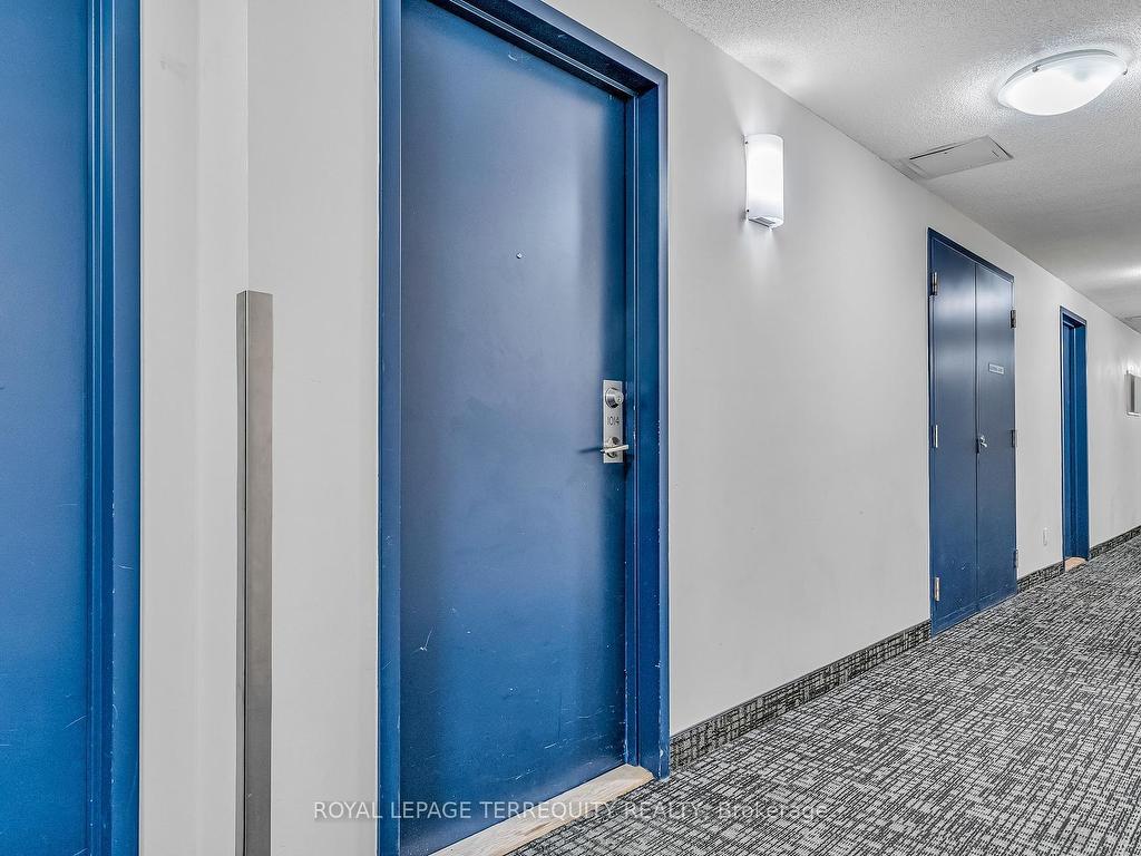 









2464


Weston

Road, 1014,
Toronto,




ON
M9N 0A2

