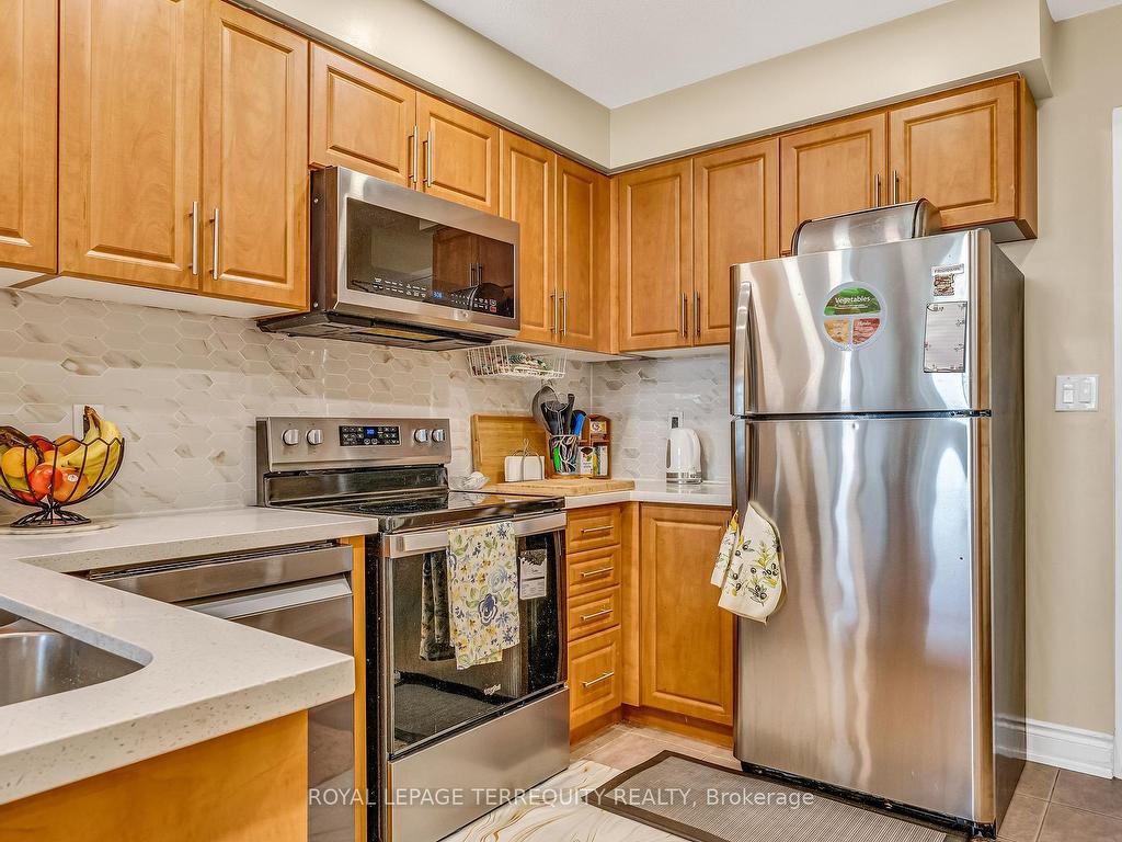 









2464


Weston

Road, 1014,
Toronto,




ON
M9N 0A2

