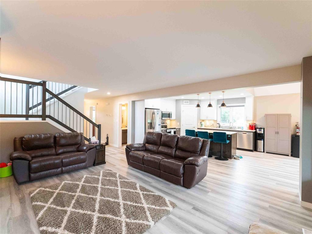 












6 Sunfish Circle

,
Riverton,




Manitoba
R0C0A0

