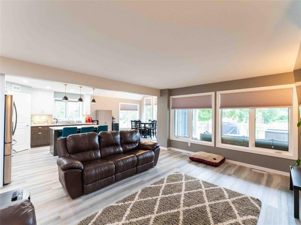 












6 Sunfish Circle

,
Riverton,




Manitoba
R0C0A0

