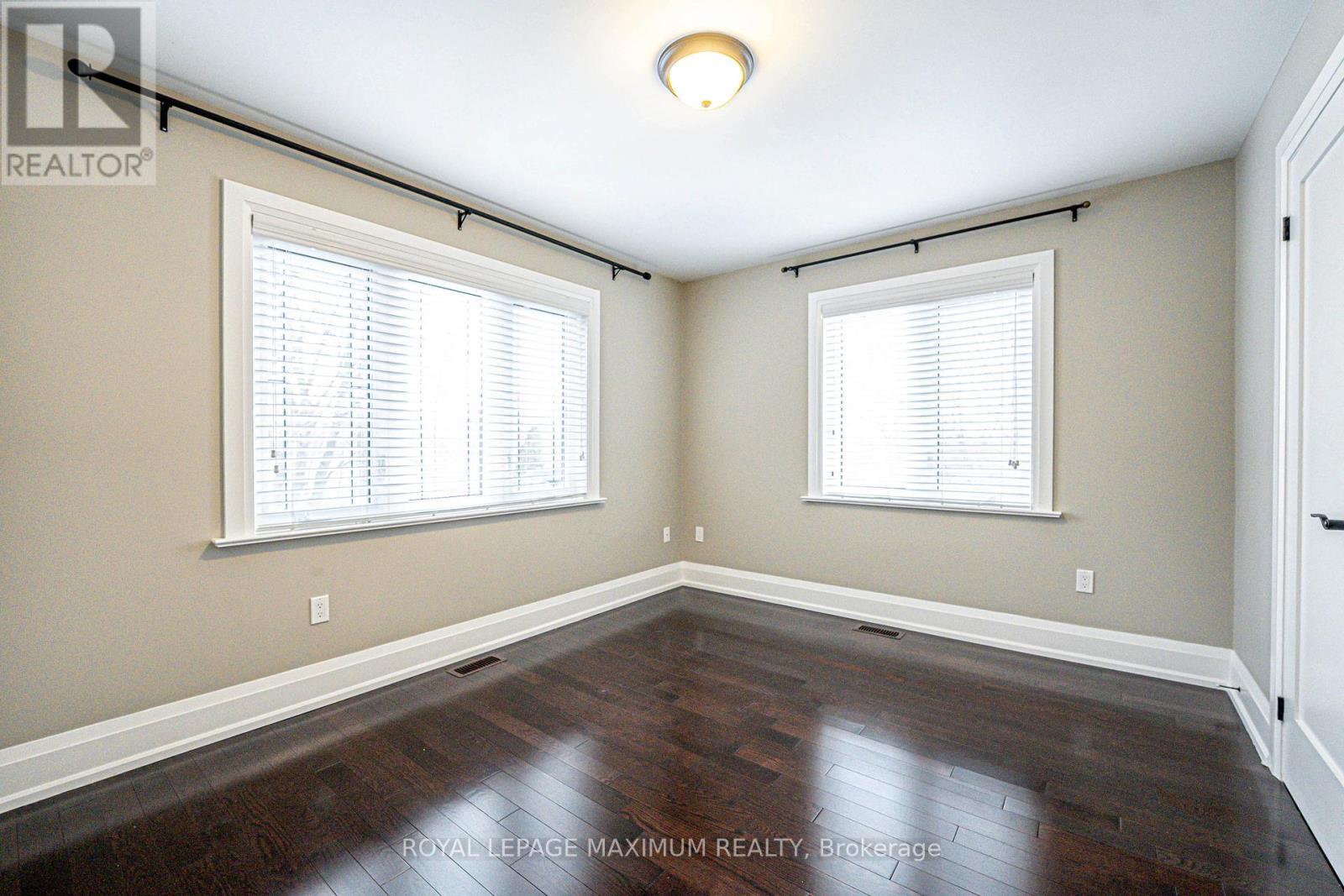 












UPPER UNIT B - 84 ENFIELD AVENUE

,
Toronto,




Ontario
M8W1T9


