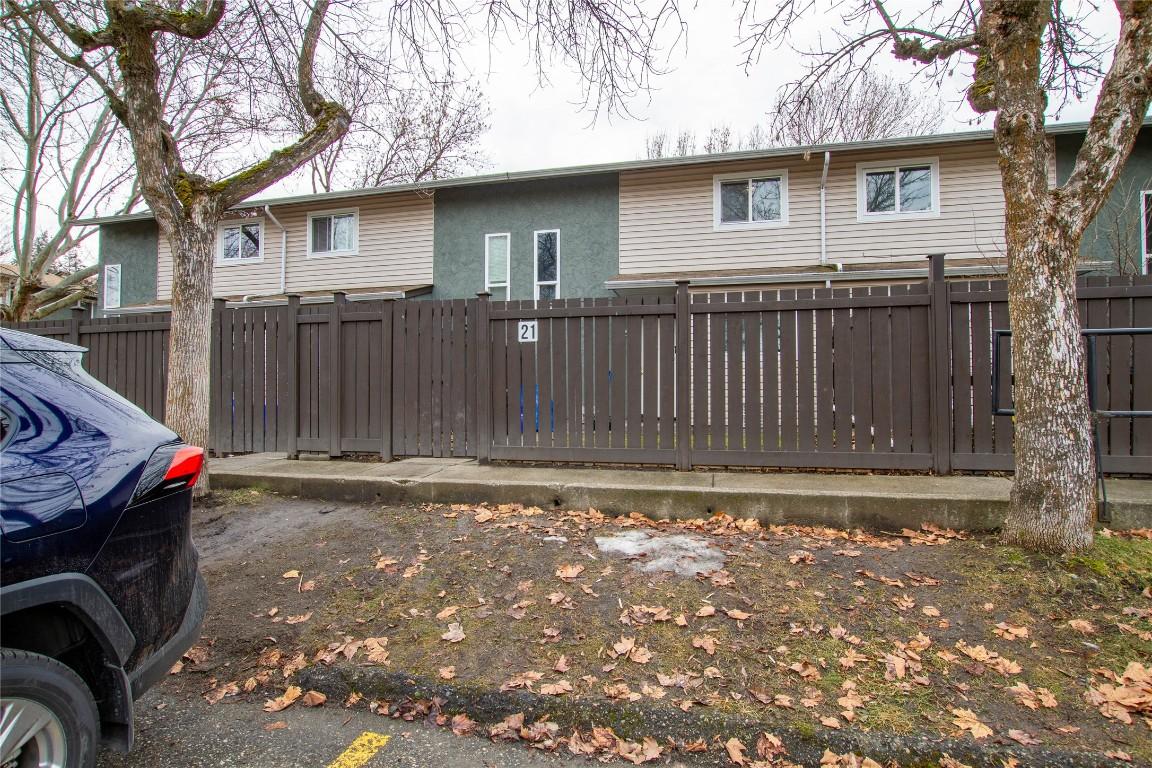 









1809


40

Avenue, 21,
Vernon,




BC
V1T 7X4

