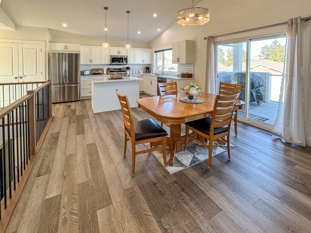 









317


Legacy

Lookout,
Cranbrook,




BC
V1C 0E4

