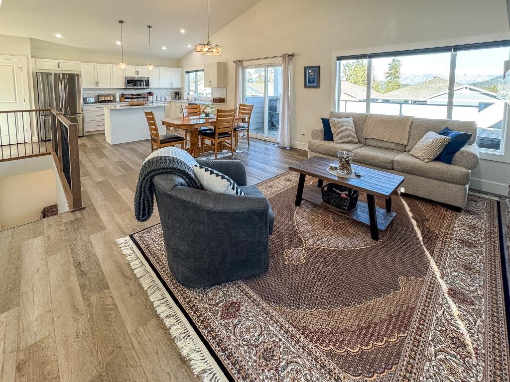 









317


Legacy

Lookout,
Cranbrook,




BC
V1C 0E4

